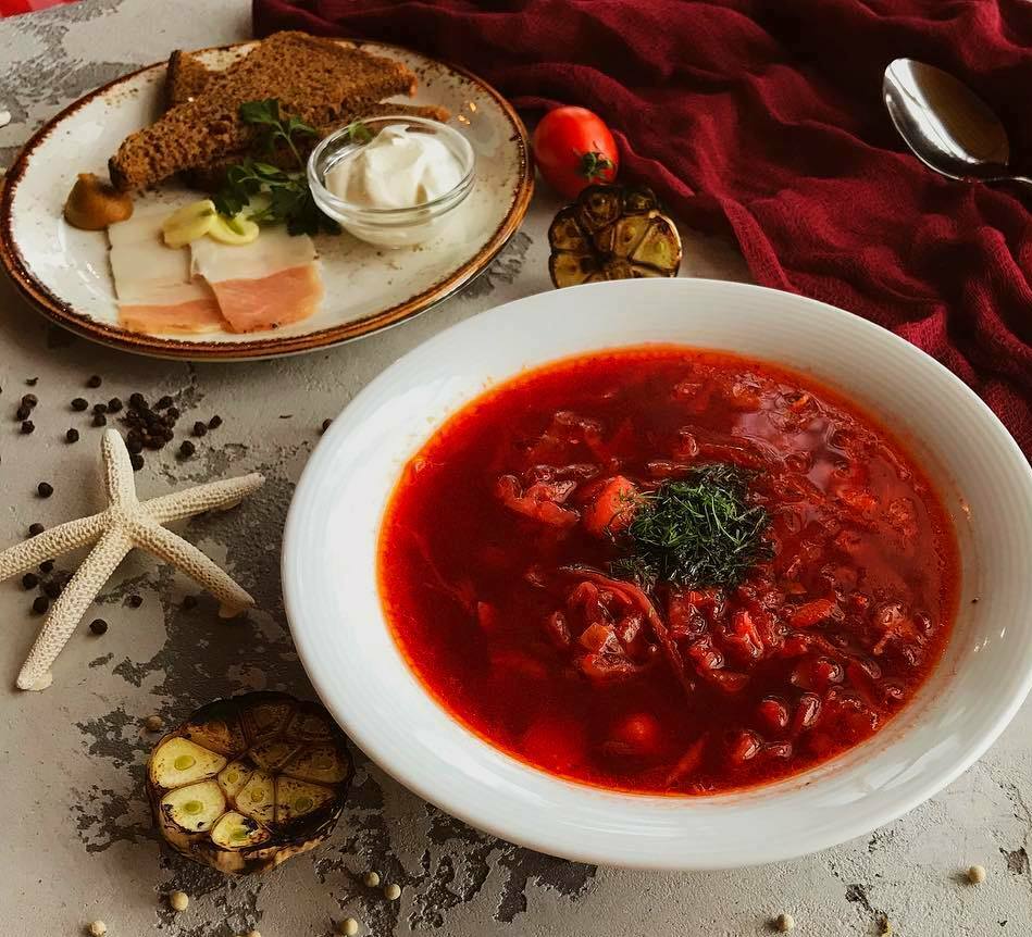 <span style="font-weight: bold;">Борщ с говядиной</span>